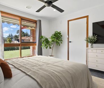 CHARMING 3 BEDROOM FOR RENT - Photo 5