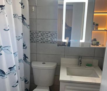 163 GRACEDALE BOULEVARD - Photo 2