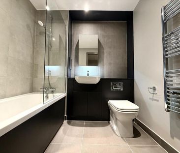 3 bedroom apartment to rent - Photo 3