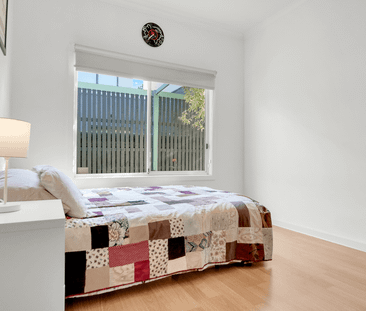 4 Bed, 2 baths, 2 living areas! - Photo 6
