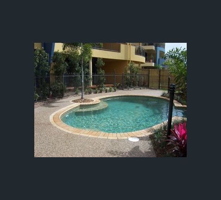 2/56-58 Mitchell Street, North Ward, Qld 4810 - Photo 2
