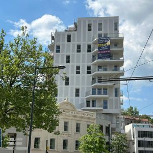 Appartement à louer 5 pièces 101.56m² - Photo 2