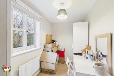 Scholars Walk, Quedgeley, Gloucester - Photo 3