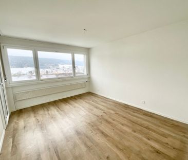 3.5 room apartment with balcony and elevator - Photo 1
