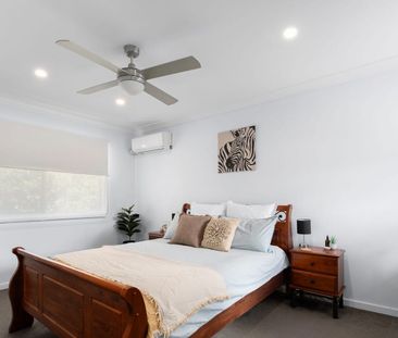 Ultimate Convenience and Modern Living: Beautiful Townhouse in Gate... - Photo 3