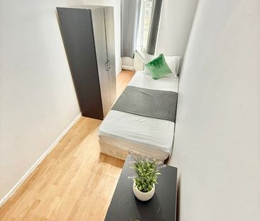Room in a Shared House, Paddock Road, NW2 - Photo 4