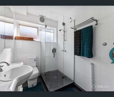 2/300 Grange Road, Ormond, Vic 3204 - Photo 3