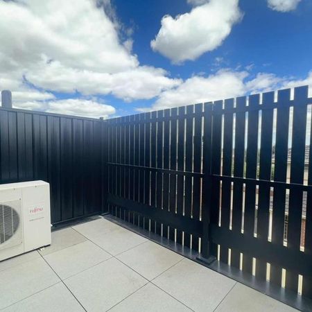 Character, Space & Opportunity in a Prime Spot - Photo 4