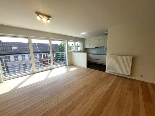 Appartement te huur in Waarschoot - Photo 1