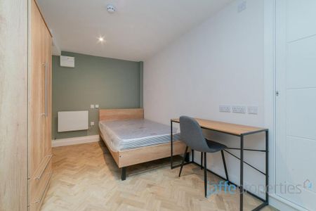 Studio to rent - Photo 3