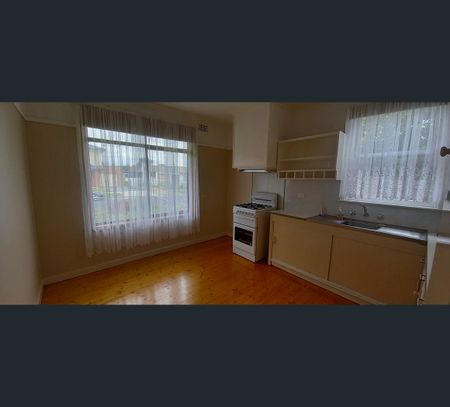 5C Vine Street, Braybrook, Vic 3019 - Photo 3