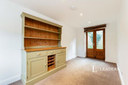 2 bedroom detached house to rent - Photo 3