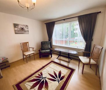 2 bedroom end of terrace house to rent - Photo 5