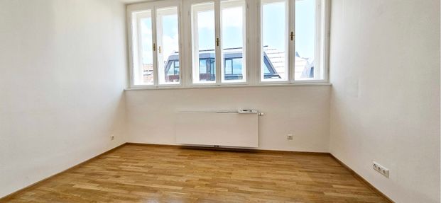Innenstadt: exklusive Penthouse-Maisonette mit großer, grüner Dachterrasse im neuen Neutorviertel - Foto 1