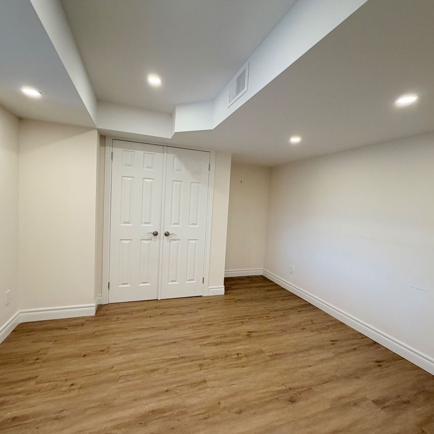 For Lease - 22 Upbound Court Unit# Lower, East Gwillimbury, Ontario - Photo 1