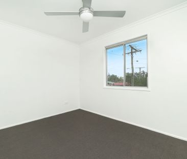 Character Filled Family Home On Large Block - Photo 3