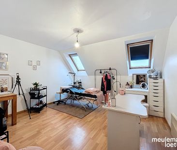 lichtrijk appartement met drie slaapkamers - Photo 5