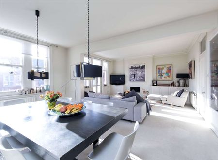 Beautifully presented three bedroom mansion flat on Prince of Wales Drive - Photo 3