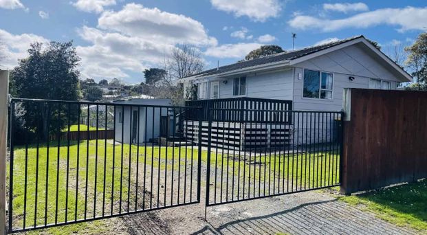 3 St Margaret Place, West Harbour - Photo 1