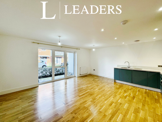 2 bedroom flat to rent - Photo 1