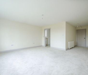 4 bedroom detached house to rent - Photo 6