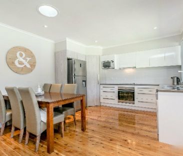 25 Glencoe Avenue, Werrington County NSW - Photo 2