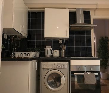 2 Bed Flat, Sidmouth Road, NW2 - Photo 6