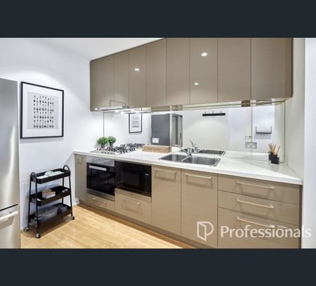 808/1 Balston Street, Southbank, Vic 3006 - Photo 4