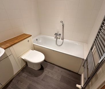 2 Bed Flat, Castlebank Place, G11 - Photo 4