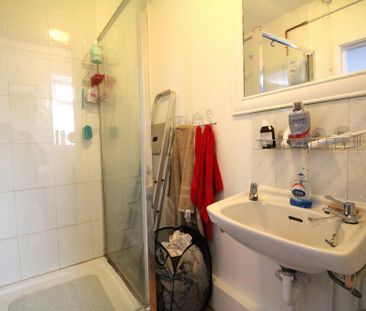 1 bedroom ground floor flat to rent - Photo 4