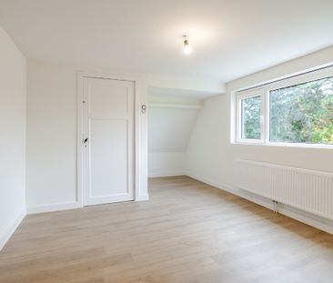 Charmante gezinswoning met groot perceel - Photo 5