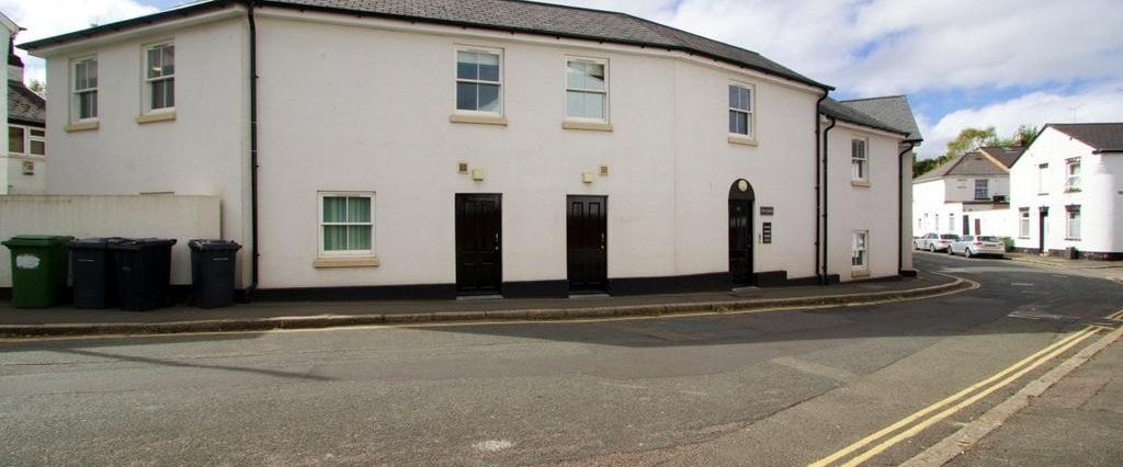 5 bedroom apartment to rent - Photo 1