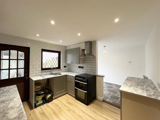 2 bedroom terraced house to rent - Photo 1