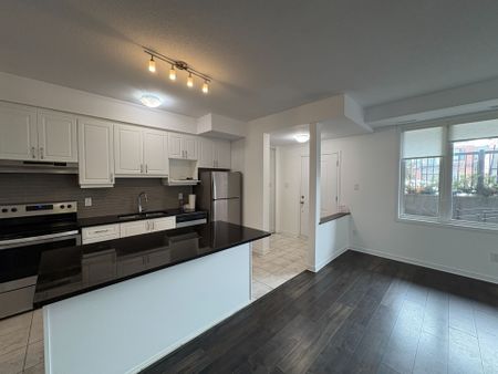 For Lease - 371 Haliburton Heights Unit# A, Kanata, Ontario - Photo 5