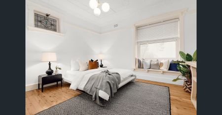 Grand Art Deco Apartment on Sydney Harbour - Photo 3