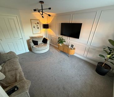 3 bedroom semi-detached house to rent - Photo 1