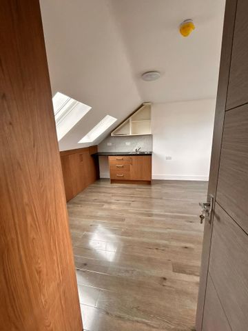 Studio to rent - Photo 5