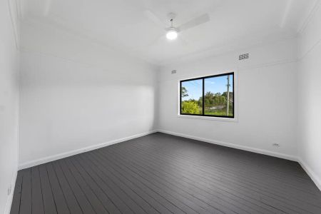 “Refurbished Home in Quiet Rural Location” - Photo 2