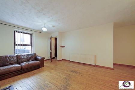 27 Bond Street, Derry, BT47 6ED - Photo 2