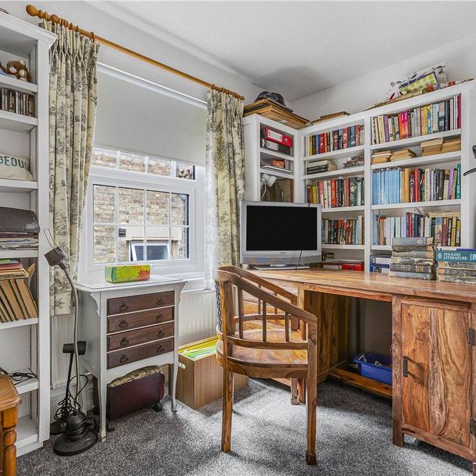 2 bedroom semi-detached house to rent - Photo 1