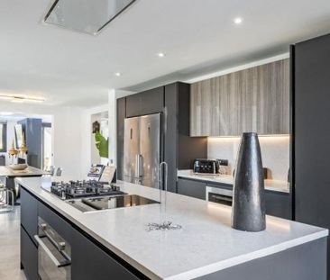 Luxury Villa for rent in San Pedro de Alcántara, Andalusia - Photo 5