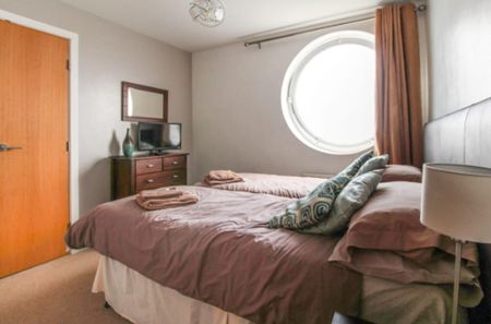 2 bedroom apartment to rent - Photo 4