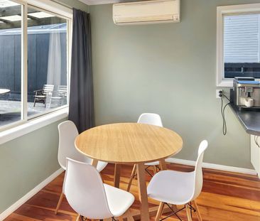 Welcome to this lovely 3 bedroom home with so much to offer. - Photo 3