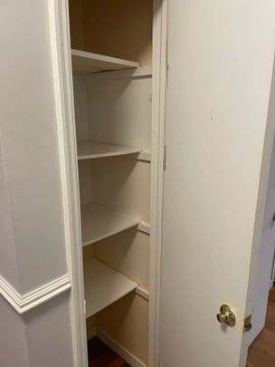 14 Thetis Place - $2100 Heat Included - Photo 1