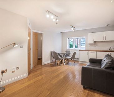 A well presented duplex apartment located within a gated developmen... - Photo 1