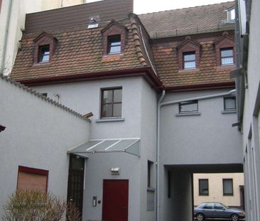 * KLEINES 4 FAM. HAUS - PFIFFIGES APPARTEMENT IN BESTLAGE* - Photo 1