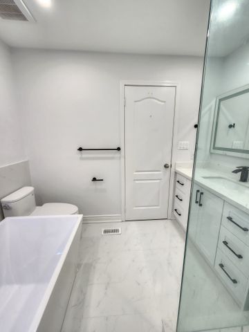 For Lease - 32 Keats Terrace, Brampton, Ontario - Photo 3