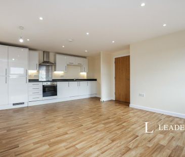 2 bedroom flat to rent - Photo 6