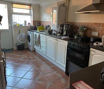 2 bedroom house to rent - Photo 2