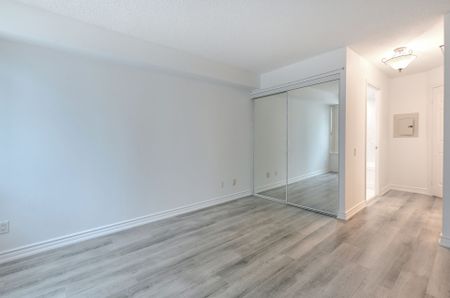 For Lease - 8 Hillcrest Avenue Unit# 706, Toronto, Ontario - Photo 3